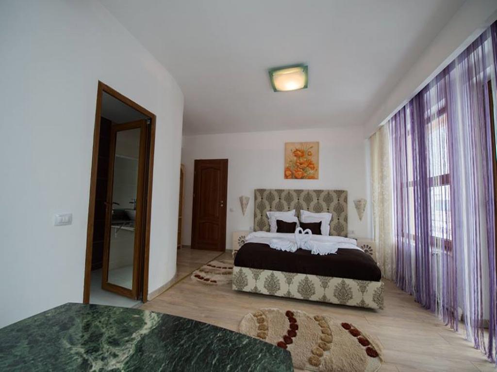 Pensiunea Alexandra Predeal Exterior photo